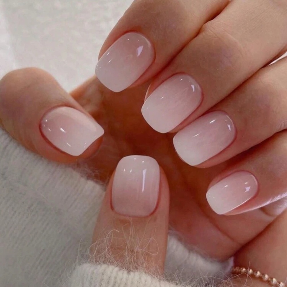 Elegant Pink Ombre Nails
